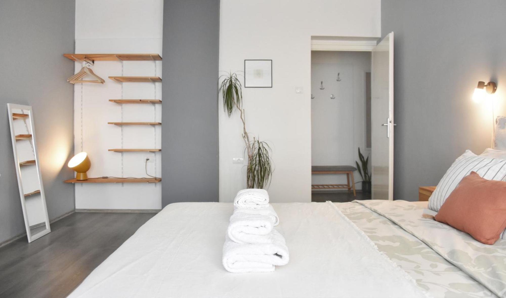 Pannonian Sailor Apartment Нови Сад Екстериор снимка